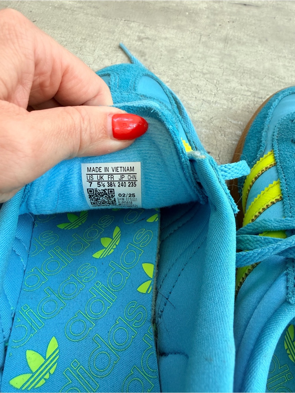 adidas Bright Blue Suede Low-Top Sneakers with Neon Yellow Stripes - Picture 5 of 5